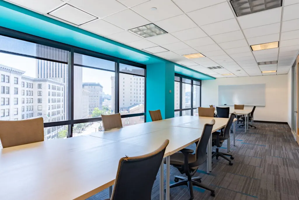 An alternative boardroom style layout with seating for up to 14 guests.