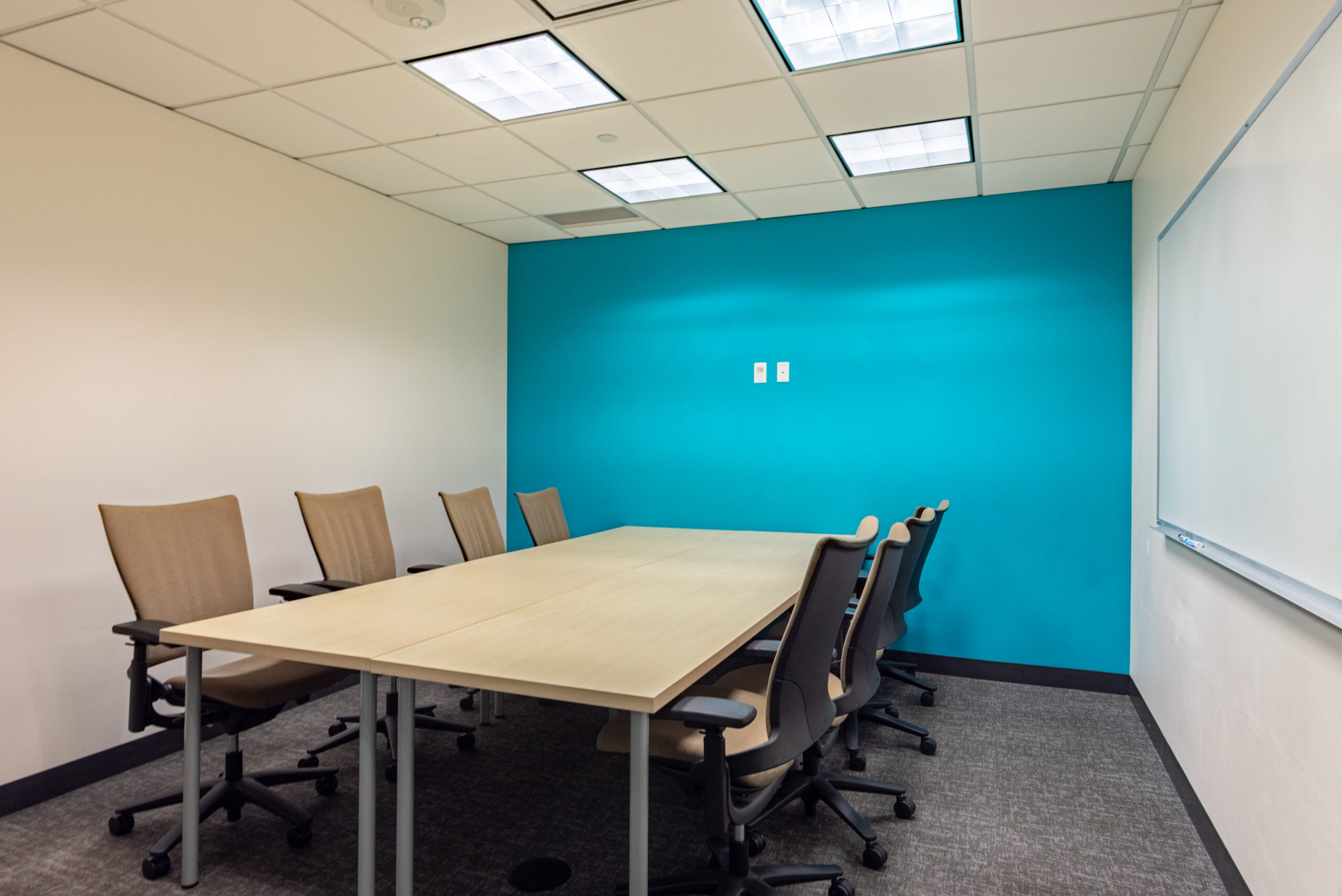 Lanai customizable meeting room for rent by the hour at SURF Incubator in downtown Seattle Washington